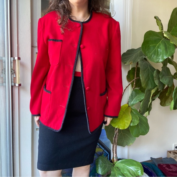 Vintage 1980s Esprit Collection little red and black skirt suit - Picture 2 of 9